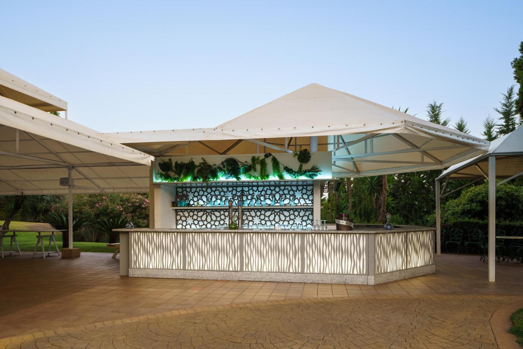 Crisol Jardines De Cordoba Hotel Екстериор снимка